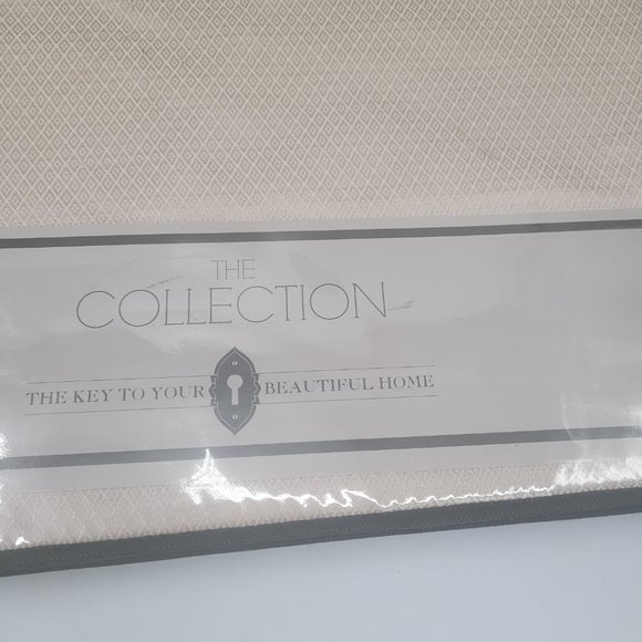 Bargello 63-Inch Room Darkening Window Curtain Panel in Champagne - Picture 4 of 5